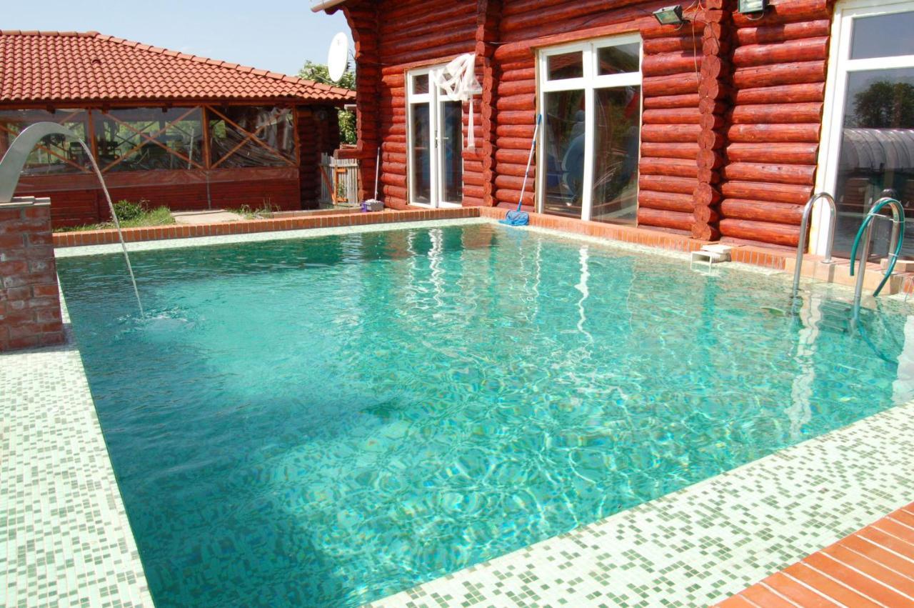 Roenk-Wellness Panzio Mezopeterd Bed & Breakfast Dış mekan fotoğraf