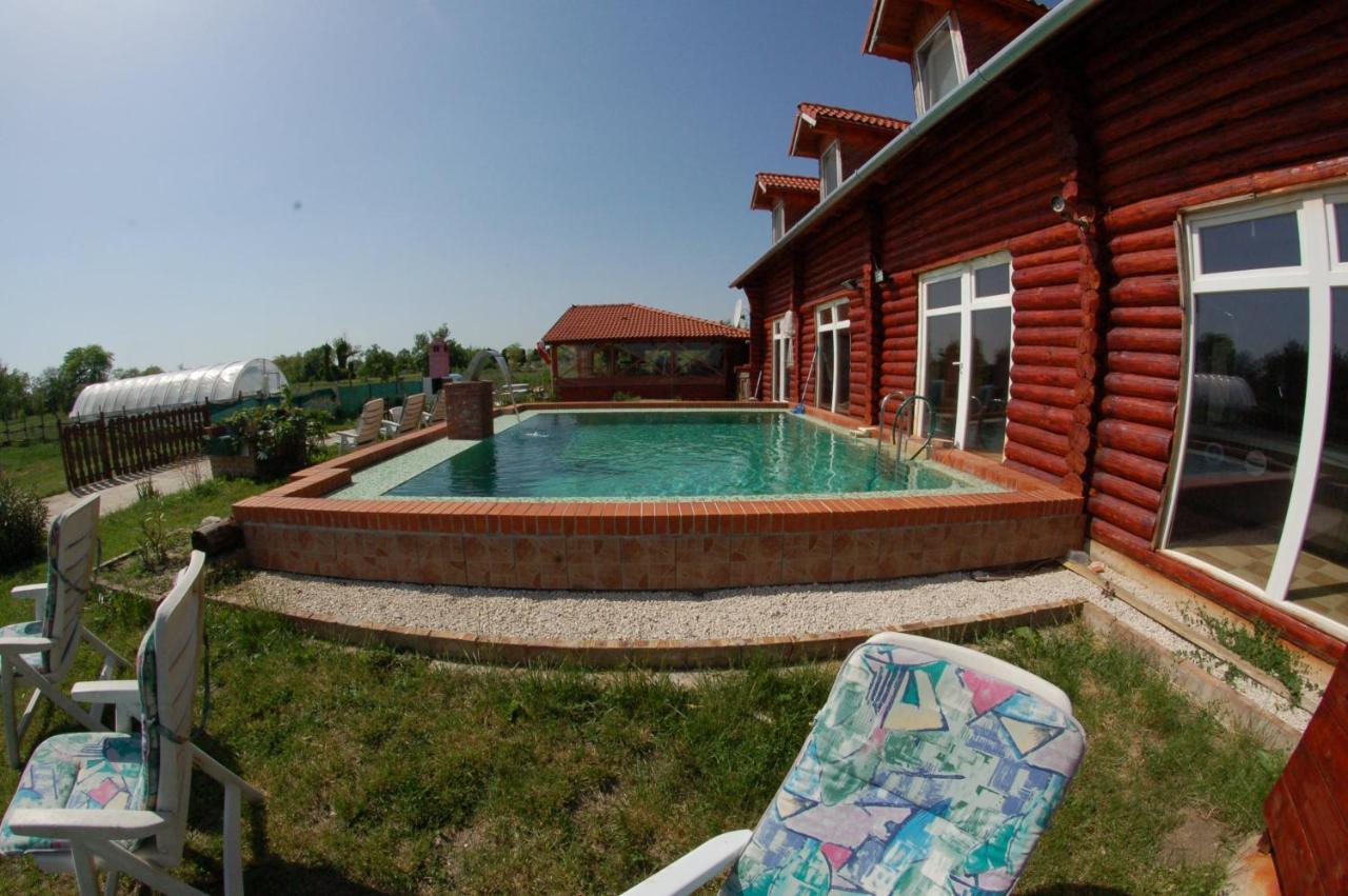 Roenk-Wellness Panzio Mezopeterd Bed & Breakfast Dış mekan fotoğraf