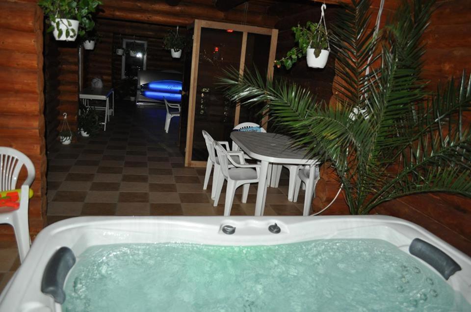 Roenk-Wellness Panzio Mezopeterd Bed & Breakfast Dış mekan fotoğraf
