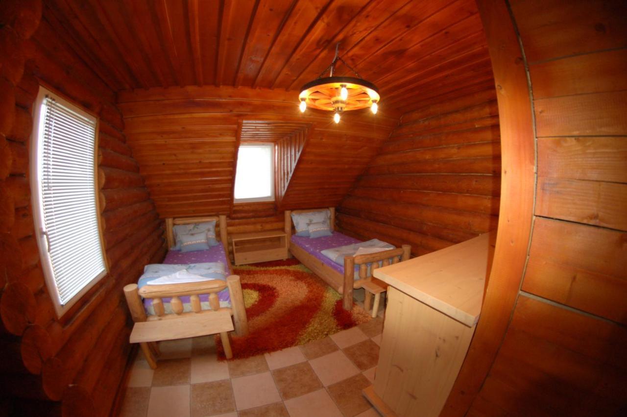 Roenk-Wellness Panzio Mezopeterd Bed & Breakfast Dış mekan fotoğraf